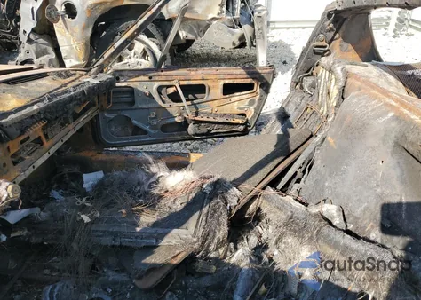 1975 Porsche 914 z USA, uszkodzony, nr VIN 4752908908